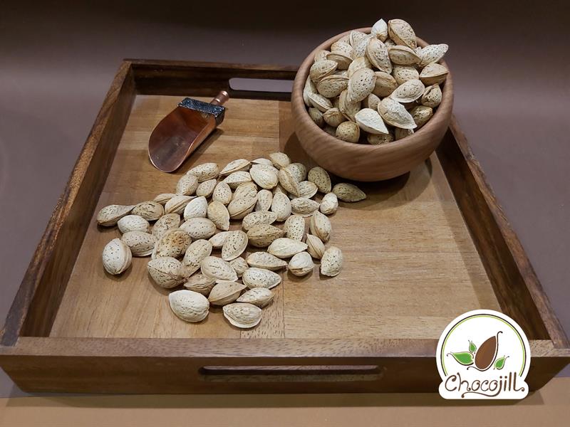 بادام پوست کاغذی